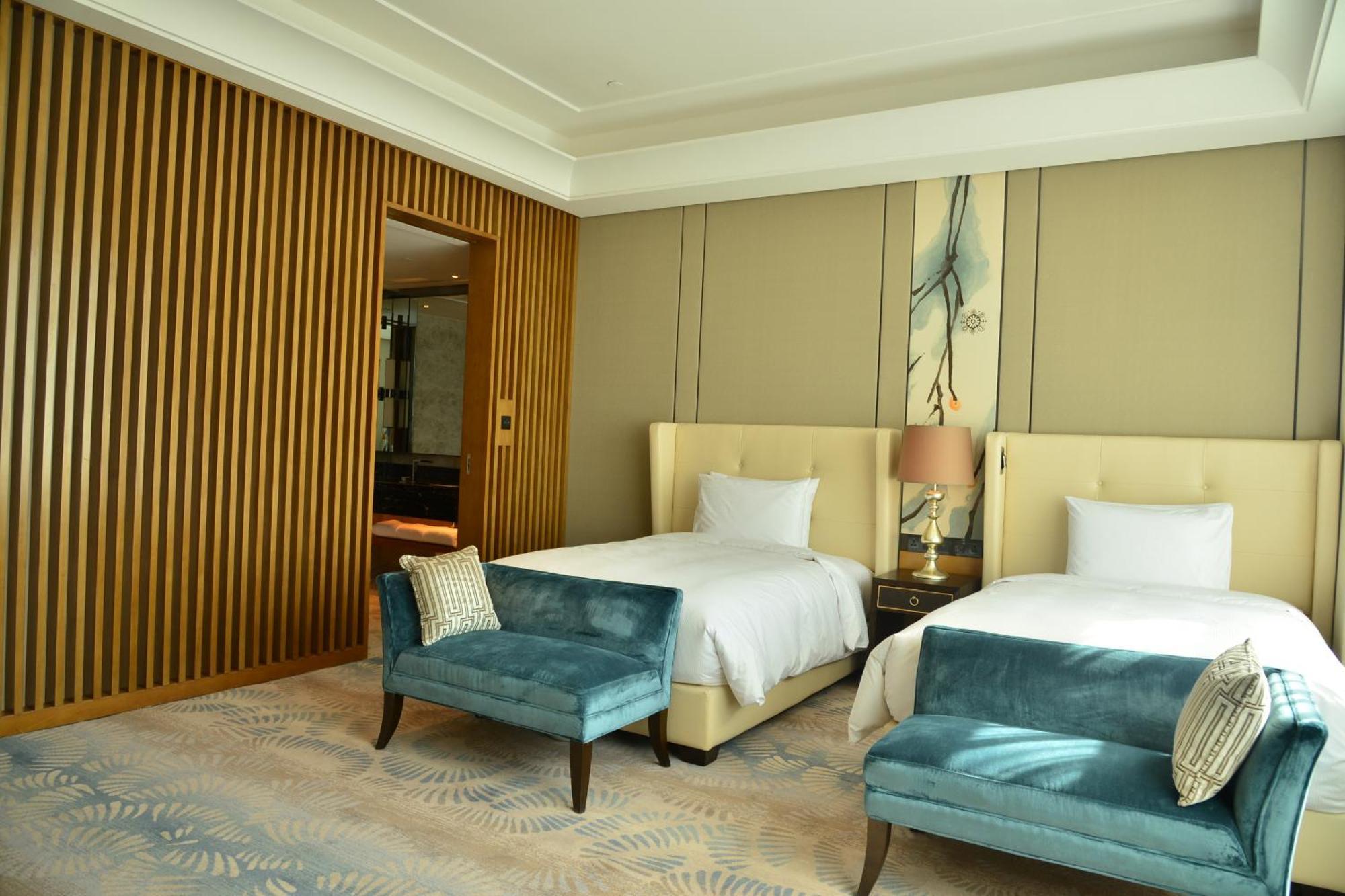 Hilton Urumqi Luaran gambar