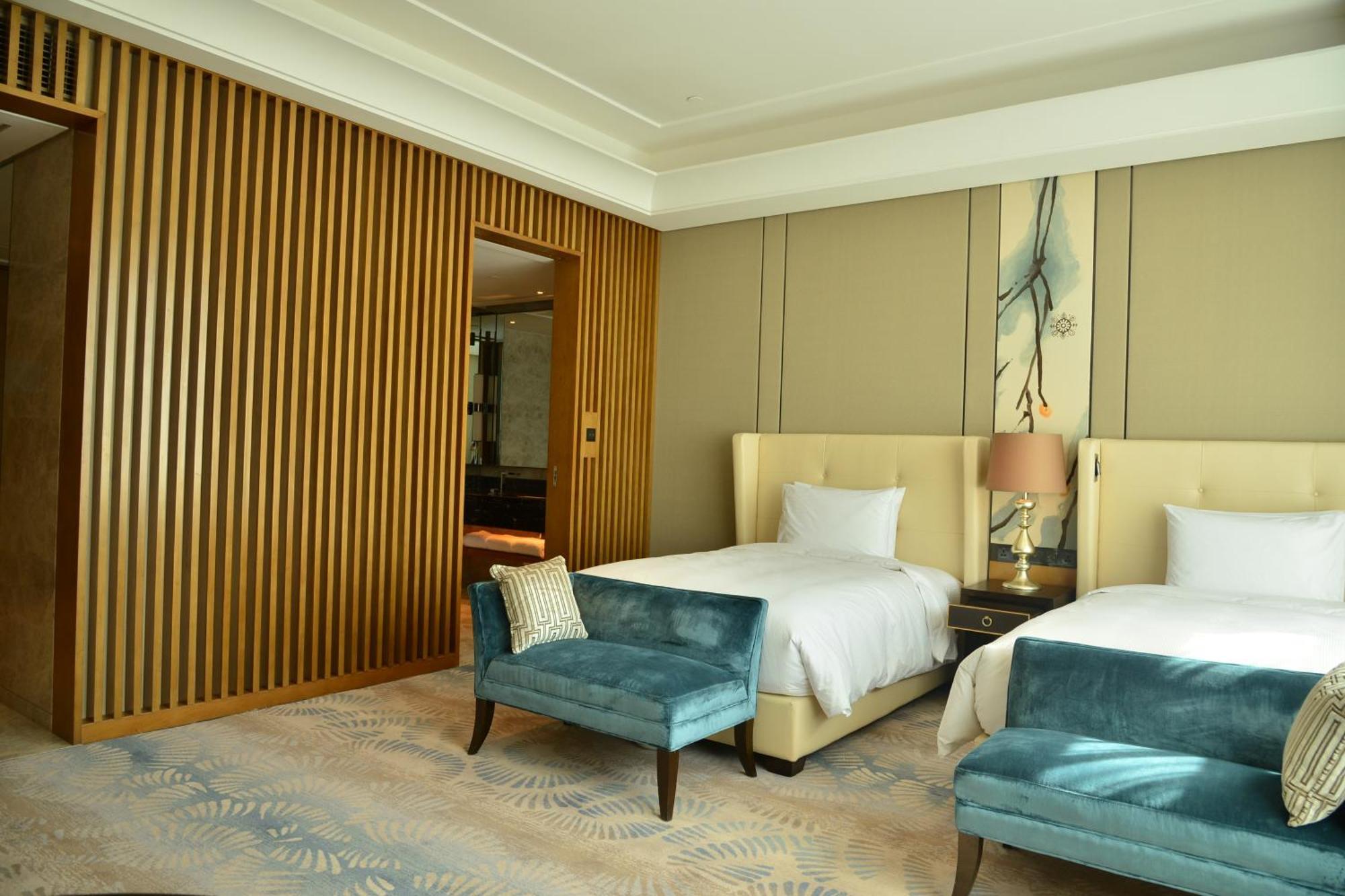 Hilton Urumqi Luaran gambar
