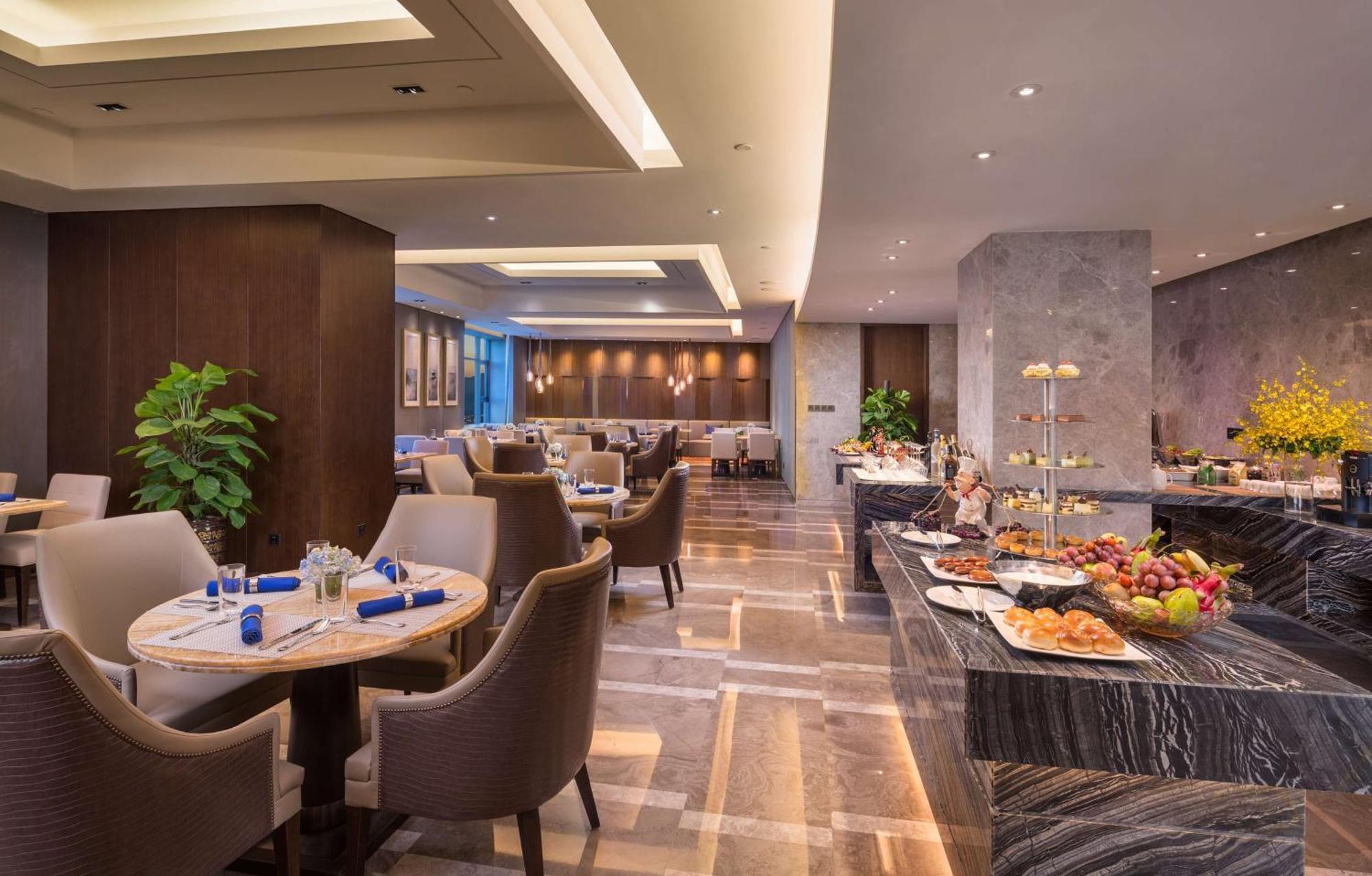 Hilton Urumqi Luaran gambar