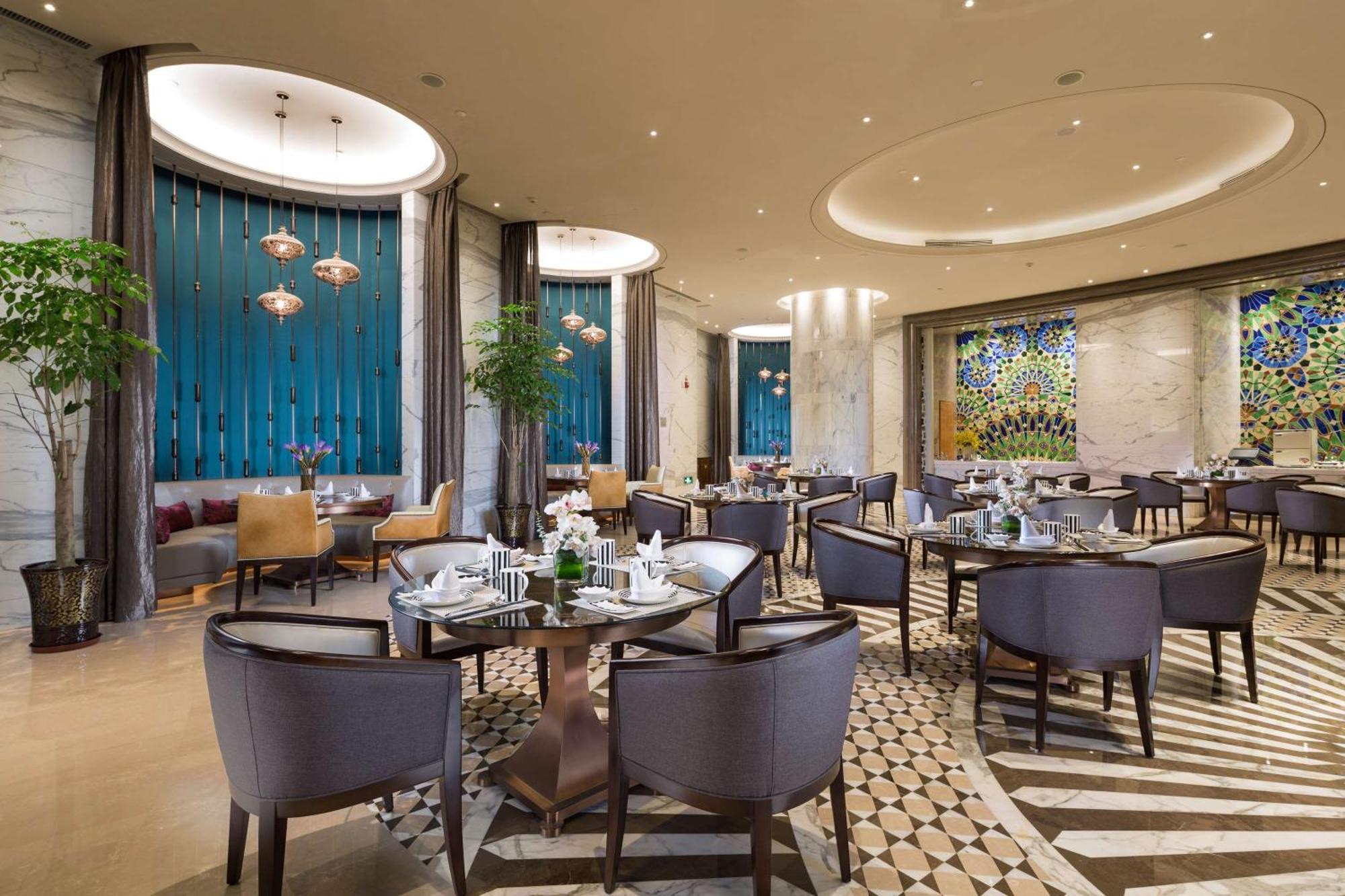 Hilton Urumqi Luaran gambar
