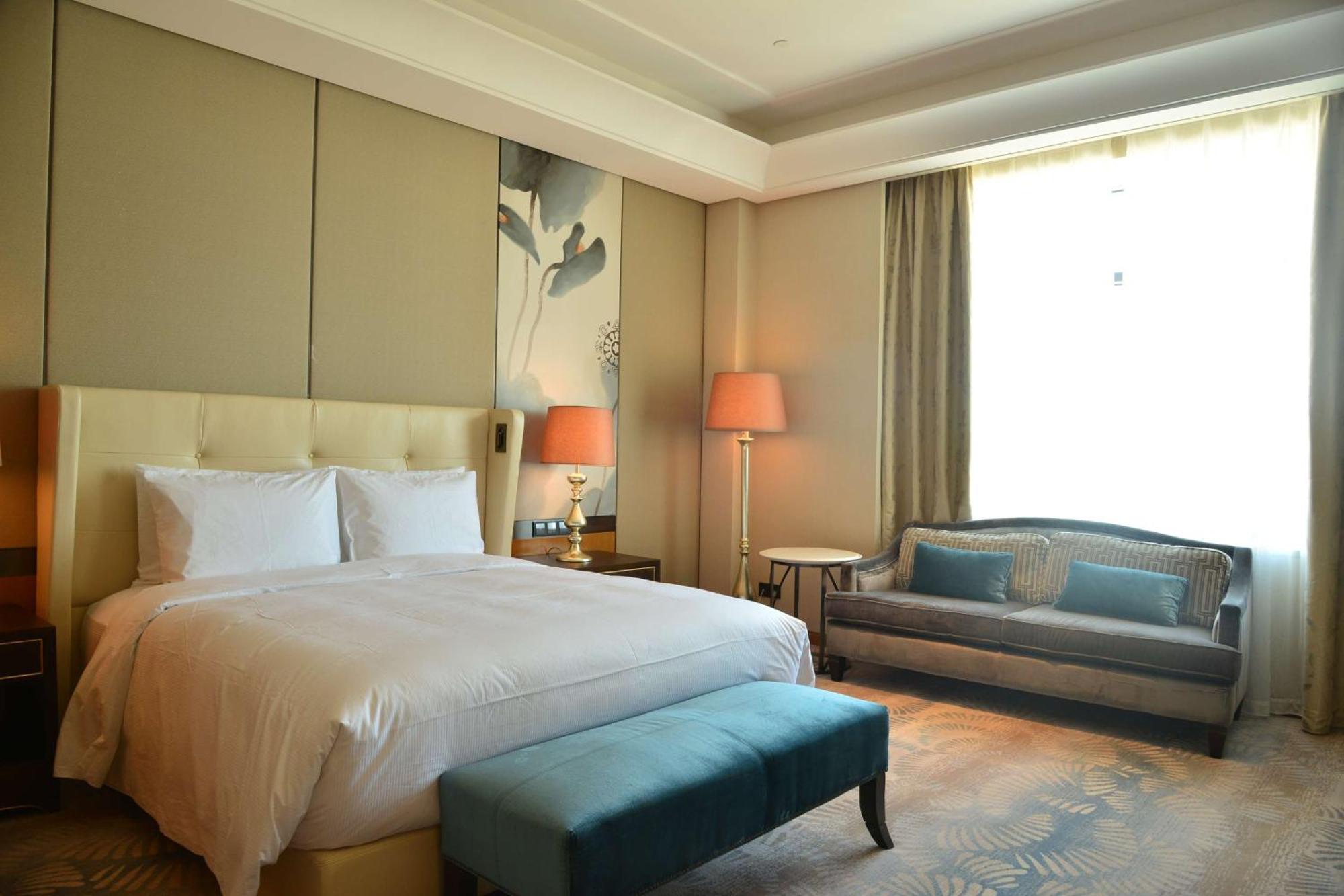 Hilton Urumqi Luaran gambar