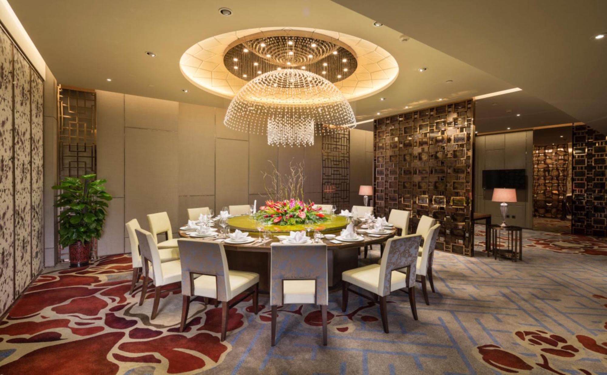 Hilton Urumqi Luaran gambar